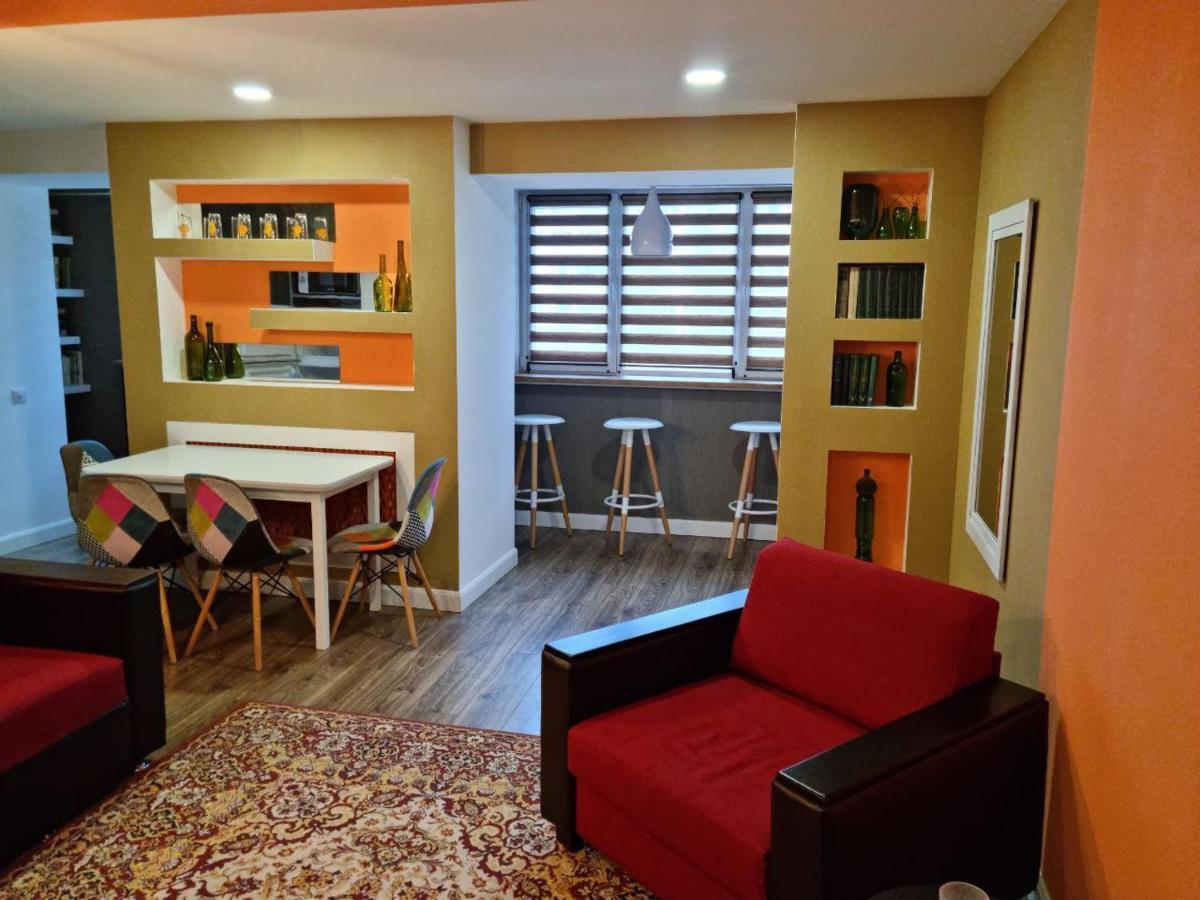 Comfort Iris Apart Chisinau Luaran gambar